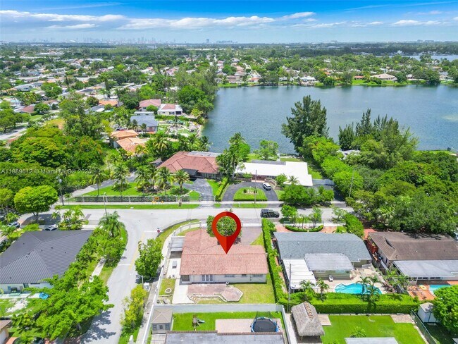 Primary Photo - 4400 SW 89th Ave