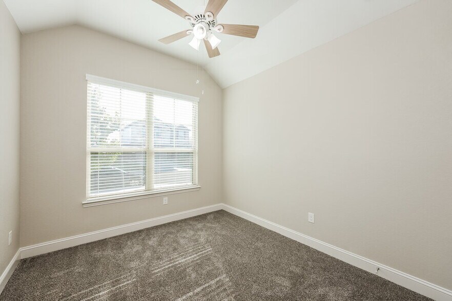Building Photo - 9603 Bricewood Oak