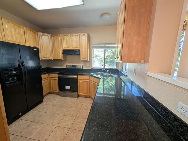 Building Photo - 141 Tuscany Ct