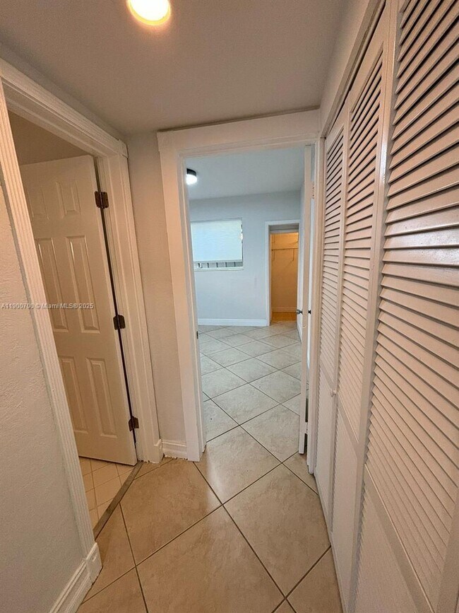 Building Photo - 2361 NW 32nd St