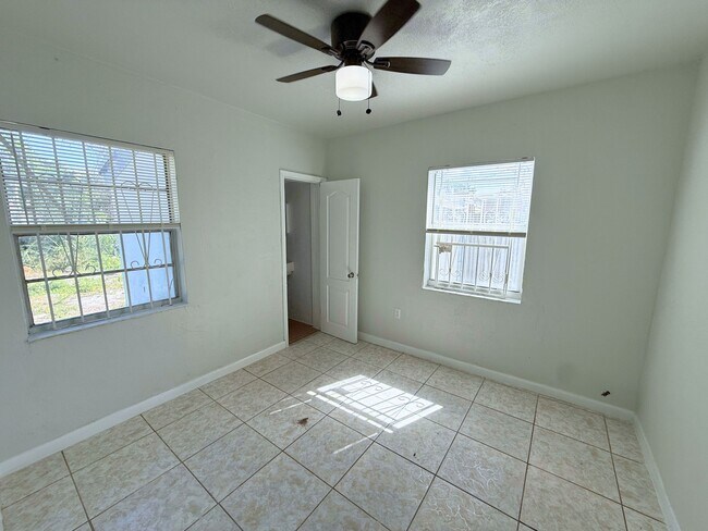 Building Photo - 15331 NW 29th Ave