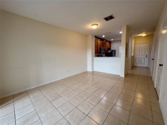 Building Photo - 10648 Savannah Wood Ct
