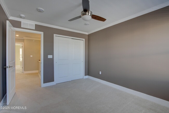 Building Photo - 26 Mariveles Wy