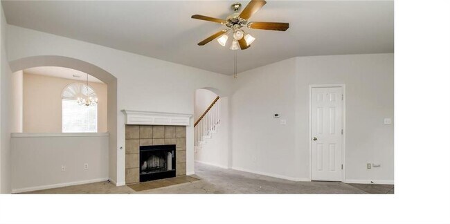 Building Photo - 1821 Briarton Ln N