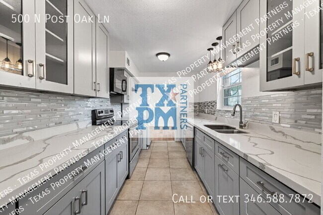 Building Photo - 500 N Post Oak Ln