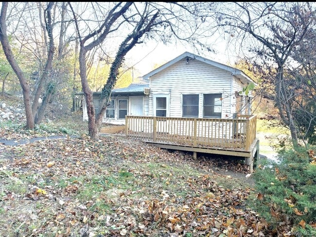 Building Photo - 47 Main St