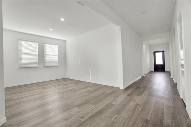 Building Photo - 8700 Whistling Duck Dr