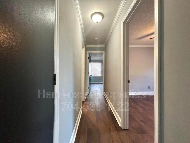 Building Photo - 6125 Meadow Rose Ln