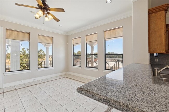 Building Photo - 3808 Glen Arbor Dr