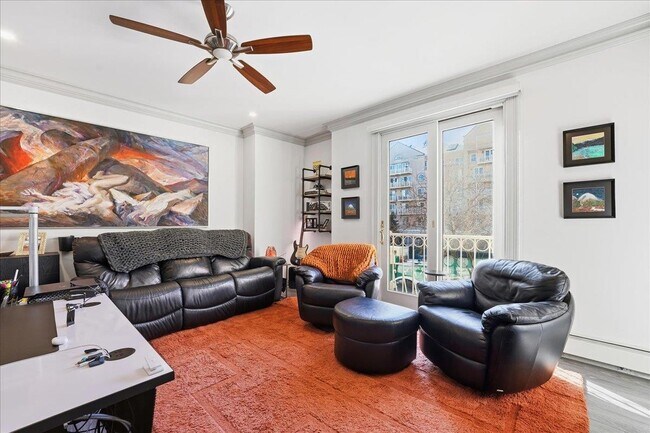 Building Photo - 109 Shearwater Ct E