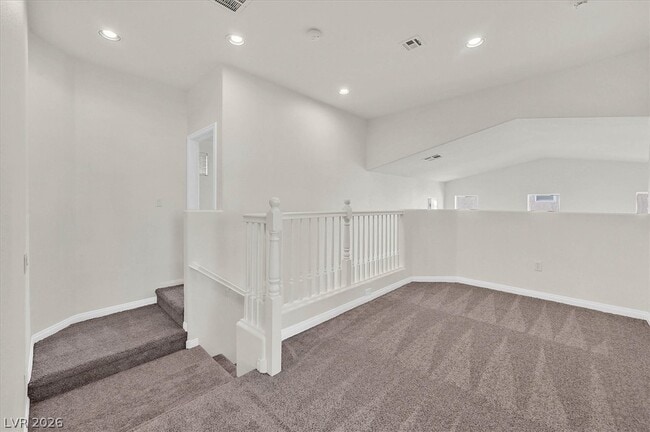 Building Photo - 7565 Grassy Bank St