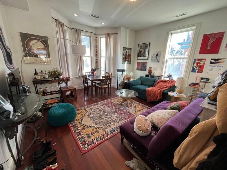 Building Photo - 1548 Tremont St