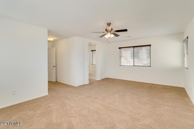 Building Photo - 1705 W Pelican Dr
