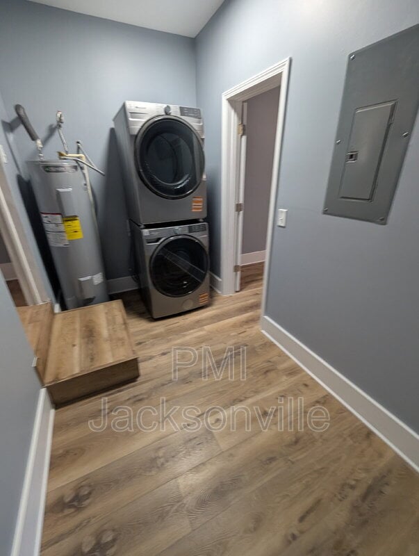 Building Photo - 7069 Perke Dr