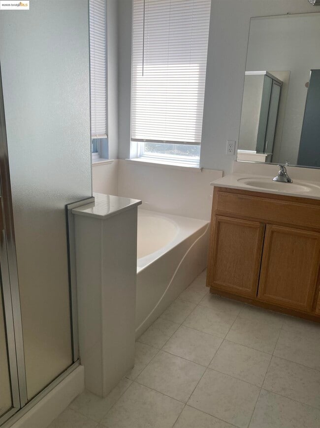 Building Photo - 10448 Almanor Cir