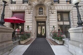 Building Photo - 21 Beacon St