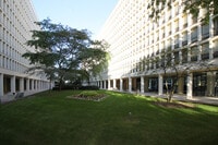 Building Photo - 1451 E 55th St