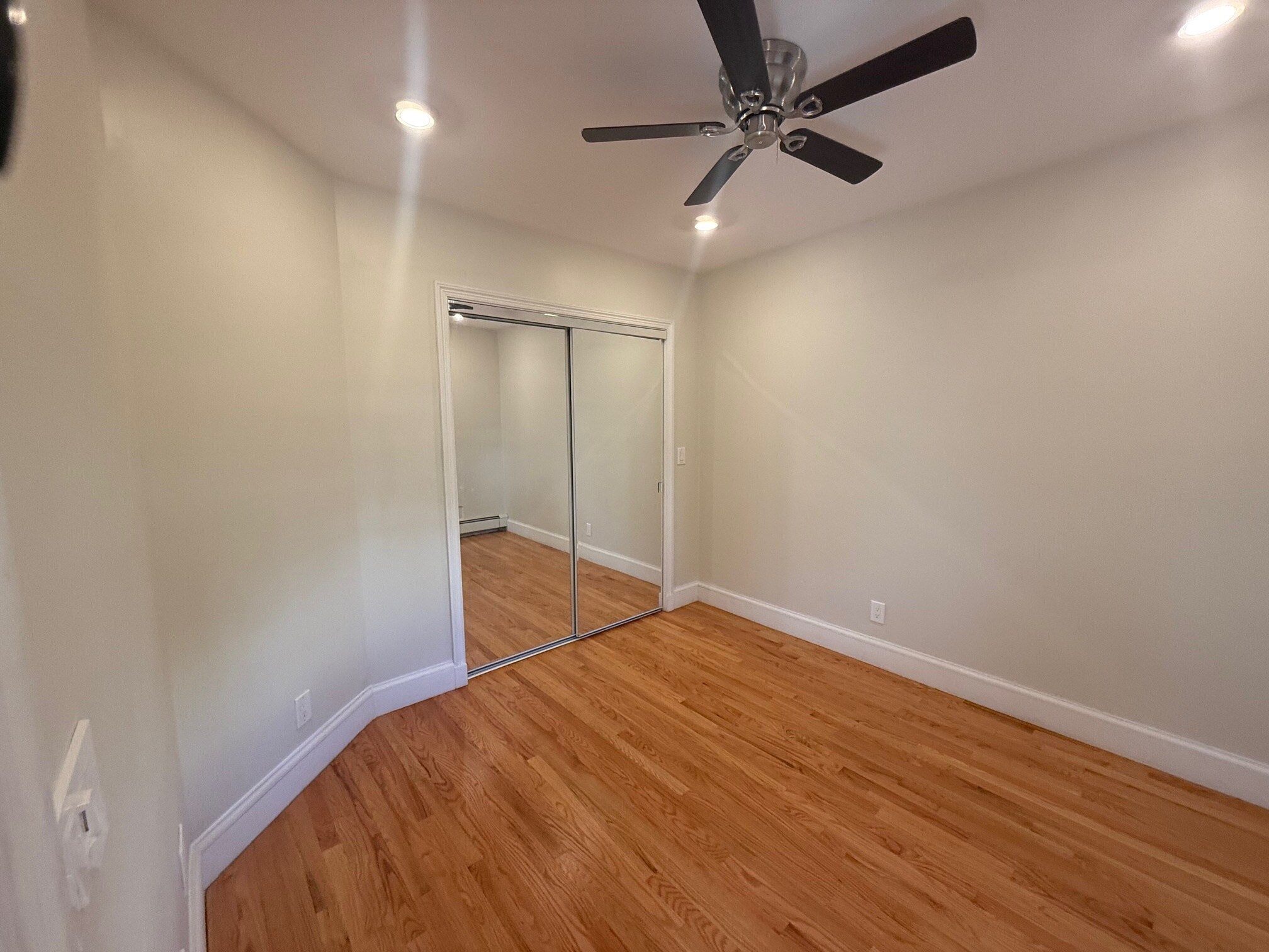 Building Photo - 48 Shannon St