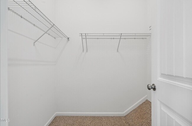 Building Photo - 22 Prairie View Ct