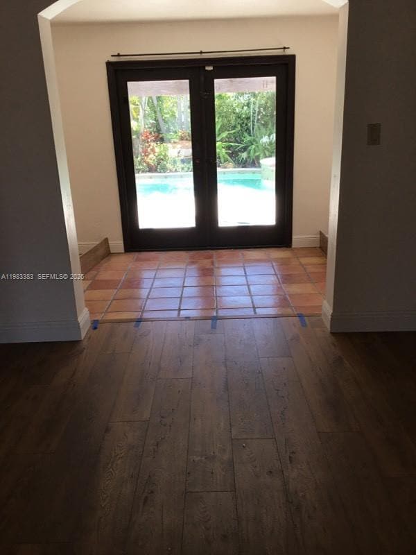 Building Photo - 8927 Hawthorne Ave