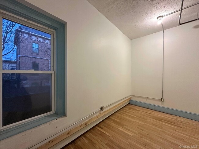 Building Photo - 56 Dubois St