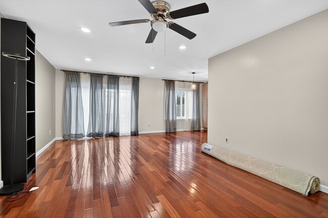 Building Photo - 34 Jeffrey Cir