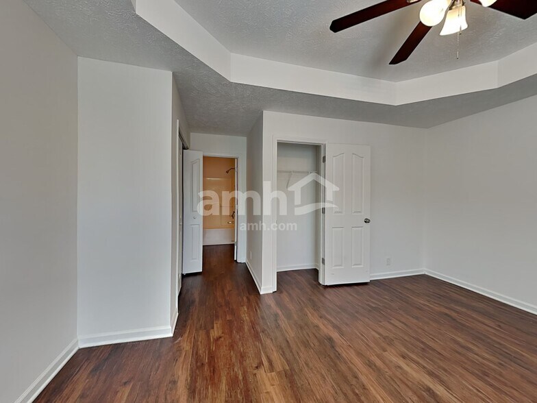 Building Photo - 7460 Maggie Dr