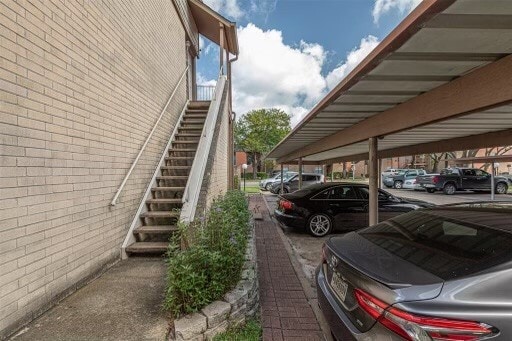 Building Photo - 8293 Sands Point Dr