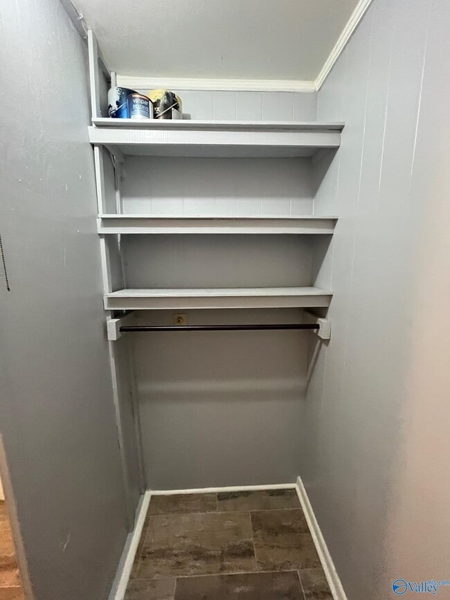 Building Photo - 803 Corsbie St NW