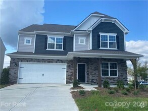 Building Photo - New Home in Desirable Palisades!