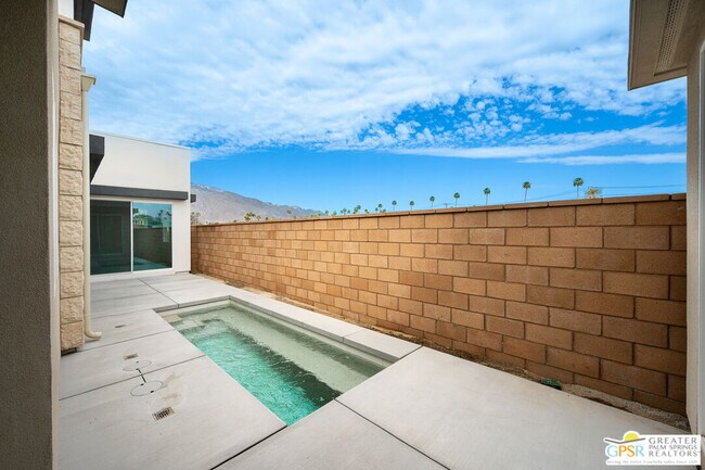 Building Photo - 2651 Lavender Ln