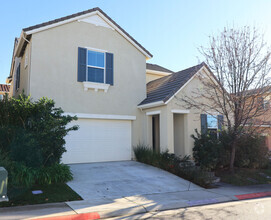 Building Photo - 1087 Yucca Dr