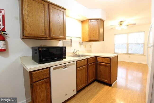 Building Photo - 30 Chicopee Dr