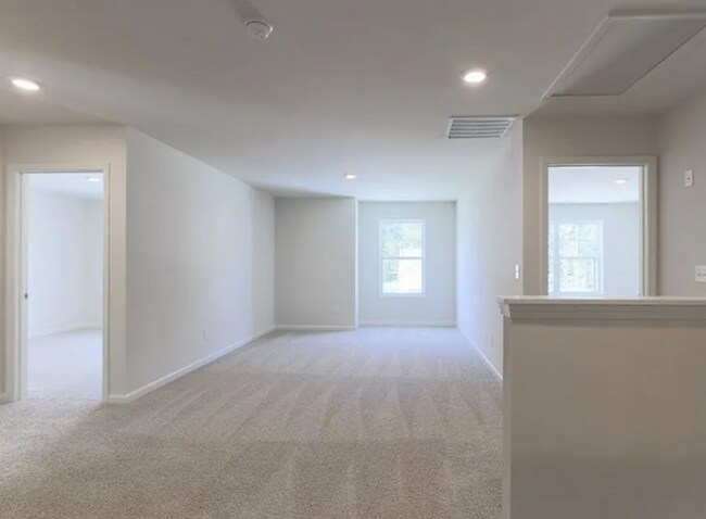 Building Photo - 7670 Demeter Dr