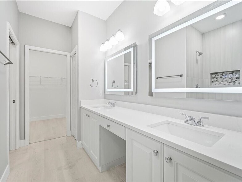 Building Photo - 4655 Hawks Nest Way