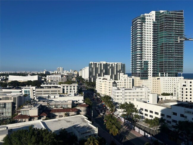 Building Photo - 1800 Collins Ave