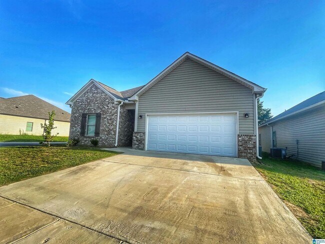 Building Photo - 220 Co Rd 1701