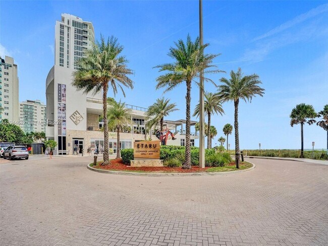 Building Photo - 4111 S Ocean Dr