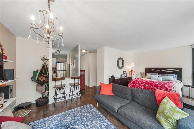 Building Photo - 405 N Wabash Ave