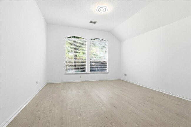 Building Photo - 7835 Stone Oak Ct
