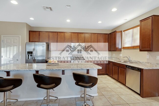 Building Photo - 7608 W St Kateri Dr