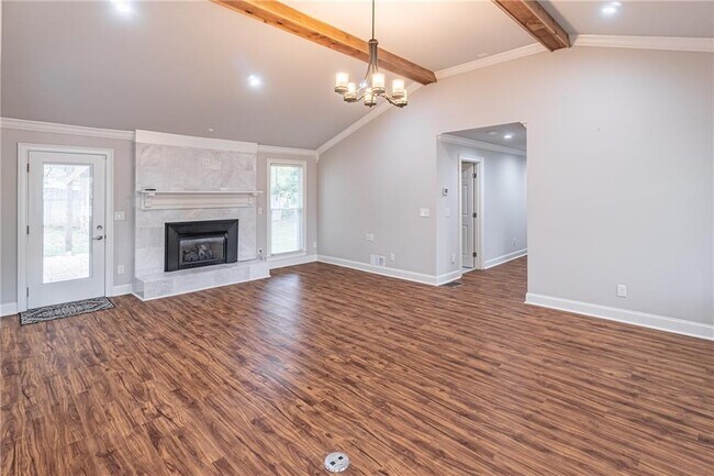 Building Photo - 194 Melanie Ln