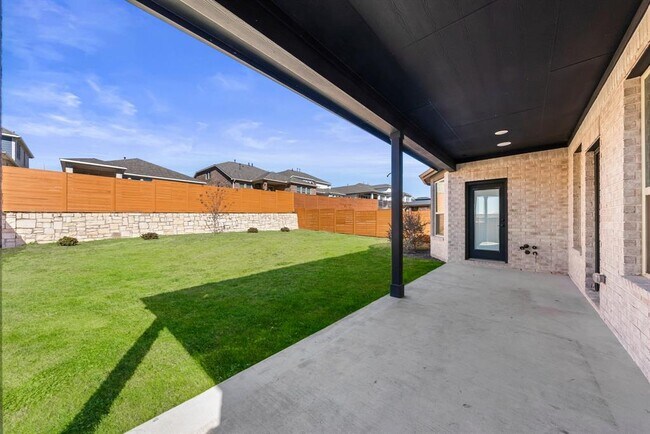 Building Photo - 3405 Charade Dr