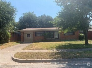 Building Photo - Great Rental in Farmers Branch, TX 75234