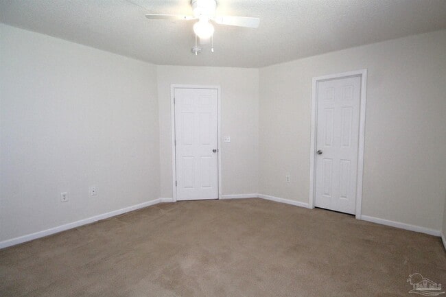 Building Photo - 7163 Pine Blossom Rd