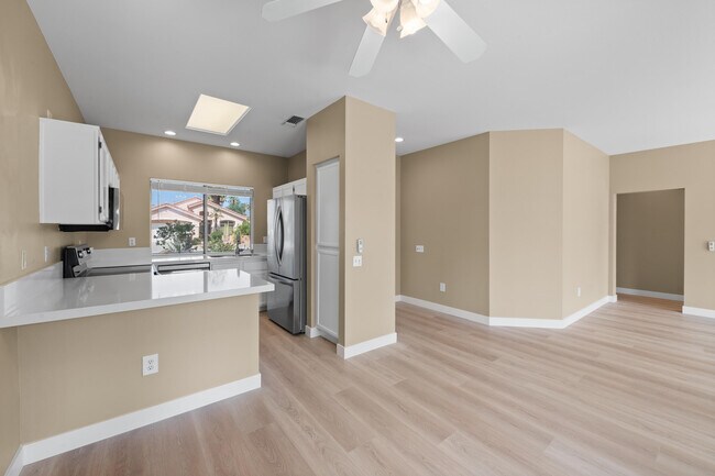 Building Photo - 38786 Brandywine Ave