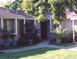 Building Photo - 2654 McGregor Dr