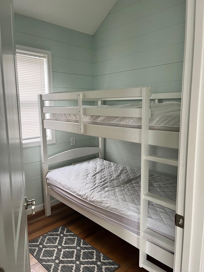 Building Photo - 571 Brielle Rd