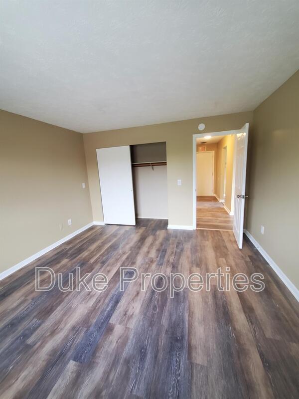 Building Photo - 70 Market St