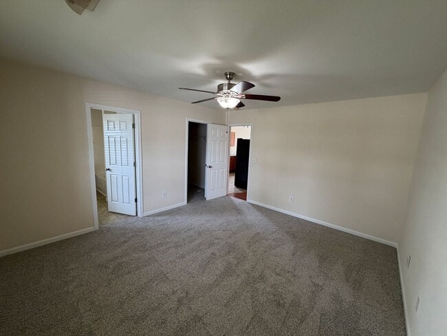 Building Photo - 205 Apa Way